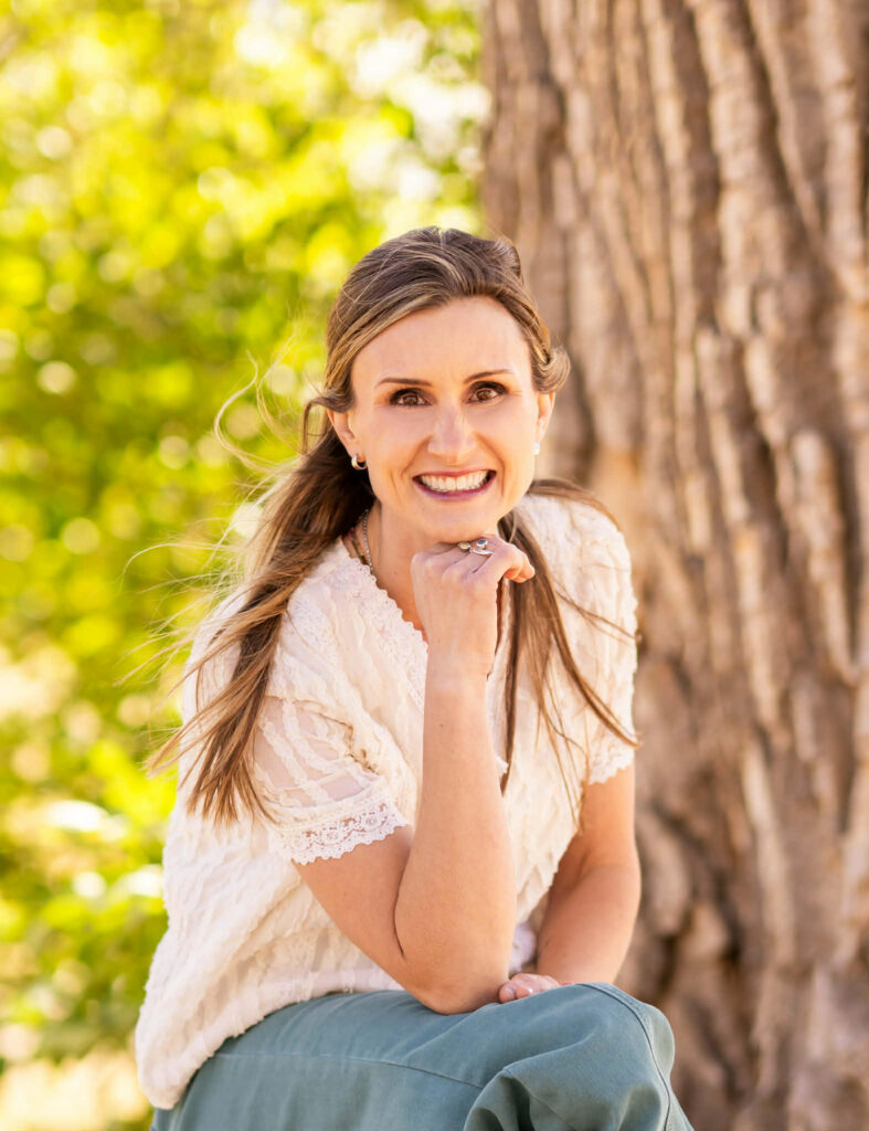 Ally Ossege: Pelvic Floor Physical Therapist and Owner of Core Restore Physical Therapy 